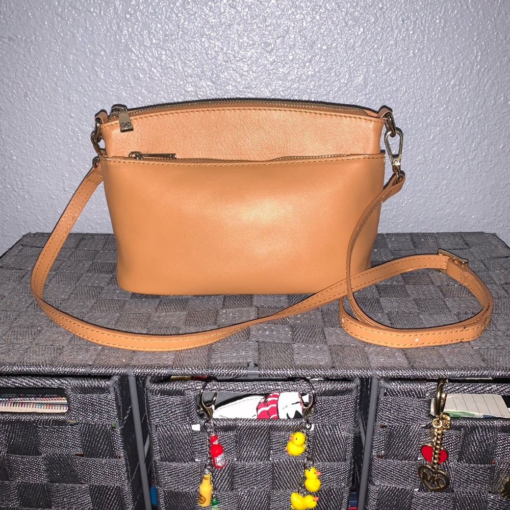Divine Firenze Tan Leather Crossbody Bag